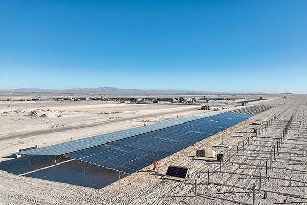 Generadora Metropolitana recibe aprobación para planta solar de casi US$ 500 millones