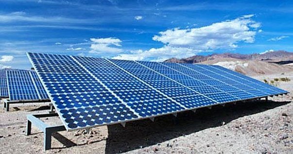 Sistemas solares fotovoltaicos bajan sus costos en 13,6% en un año