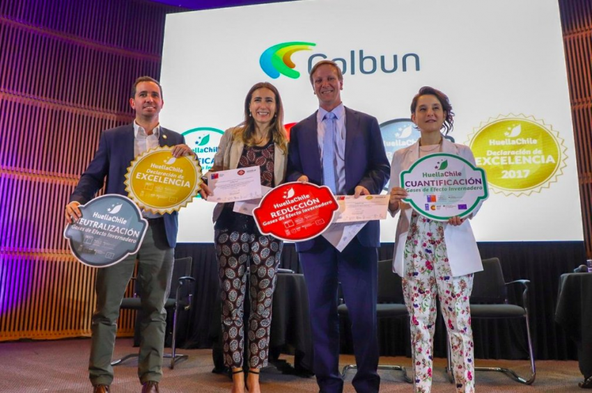 Colbún recibe máxima distinción del Programa HuellaChile