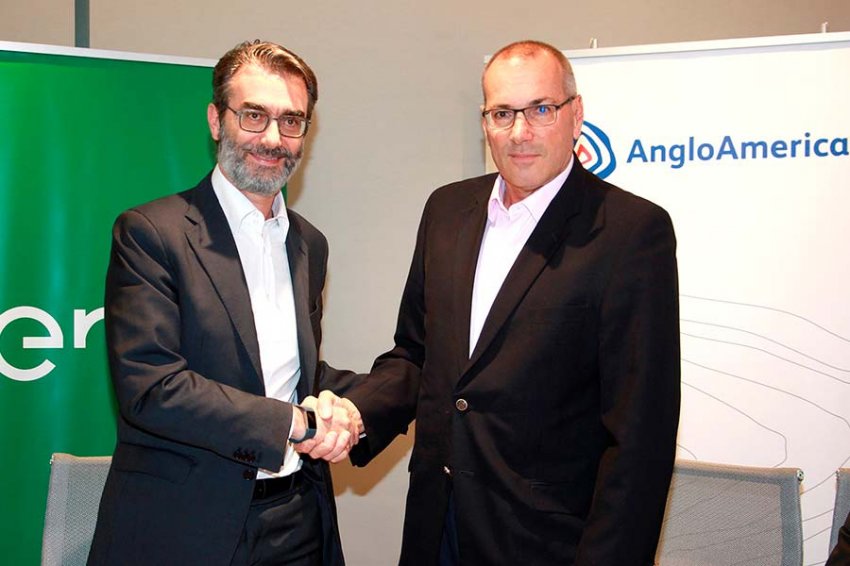 Enel Generación Chile y Anglo American firman contrato